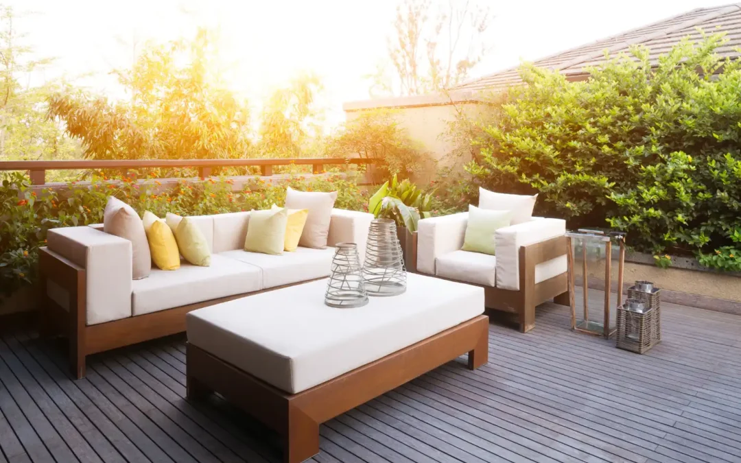 5 Creative Deck Furniture Ideas to Beautify Your Backyard